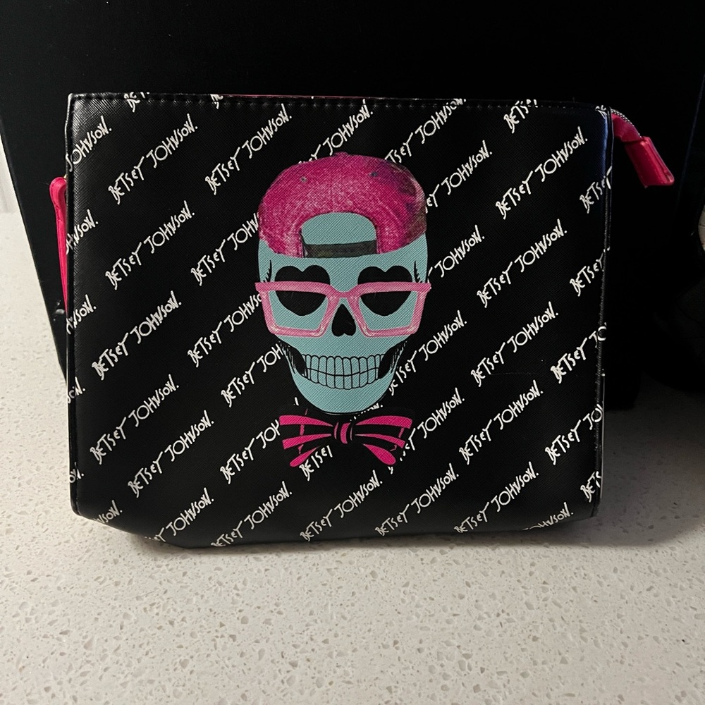 Betsey Johnson cross bones clutch bag